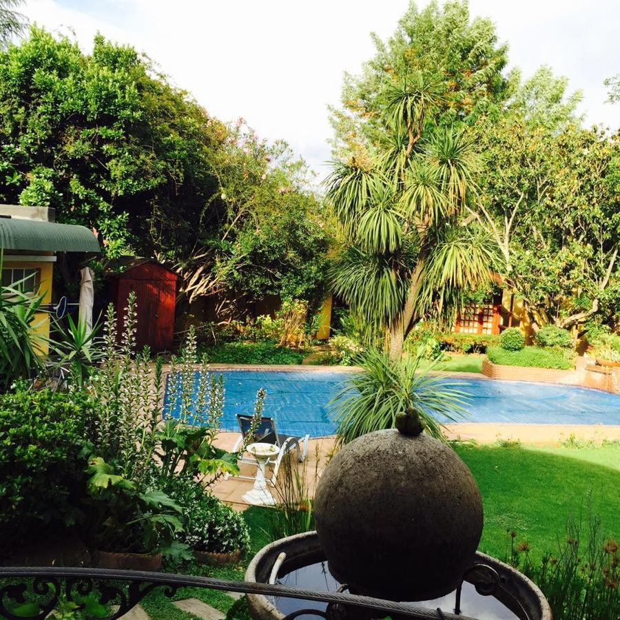 Villa Mikamora Johannesburg Luaran gambar