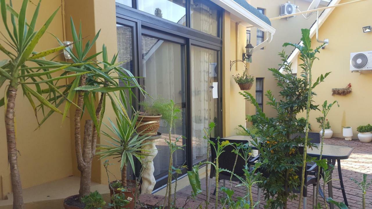 Villa Mikamora Johannesburg Luaran gambar